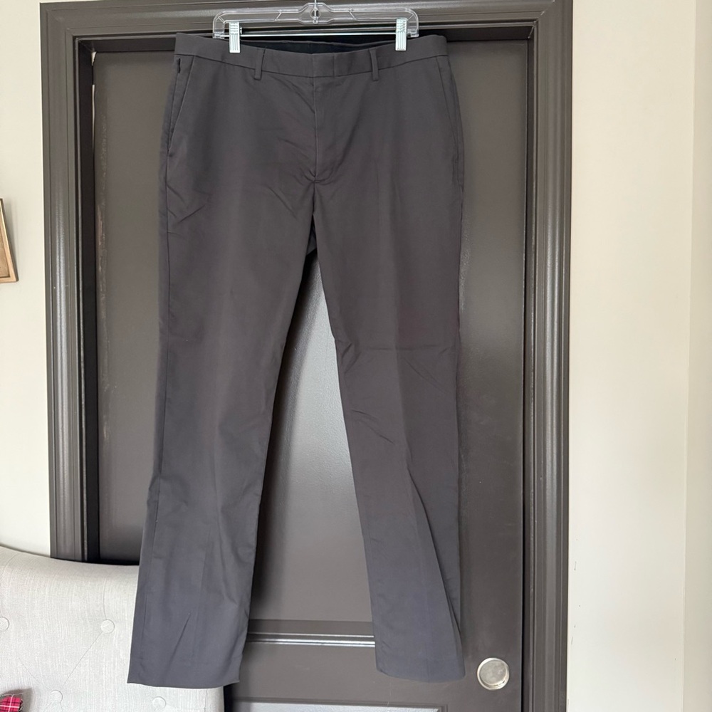 Destination j. Crew men’s dark gray dress pants dress slacks 37/32